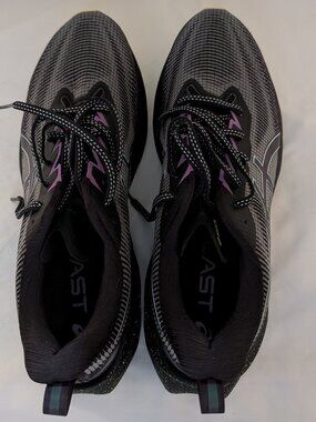 EUC Asics Novablast 3 LE Running Shoes, Women Sz. 11.5, Black/Cyber Grape